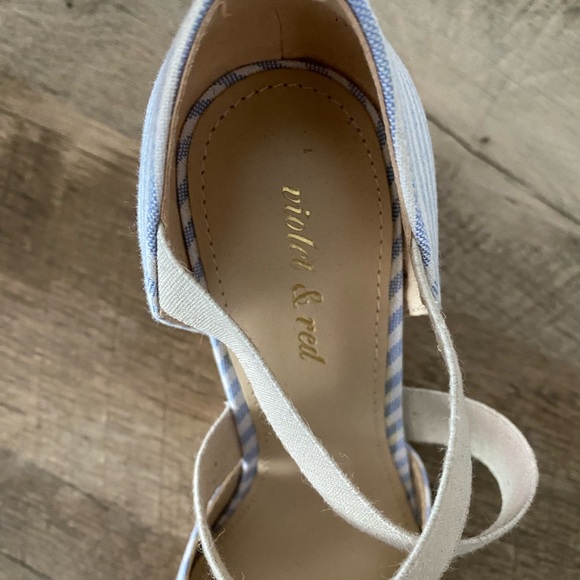 NWOT Blue and White Striped Espadrilles - Picture 2 of 7